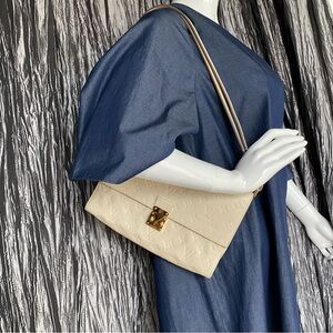 Louis Vuitton Empreinte Neige Fascinante